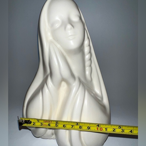 Mid Century Virgin Mary Madonna Vase Planter - Picture 8 of 10